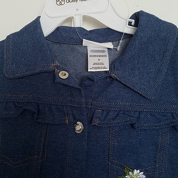 Daisy Fuentes Girls Set - Picture 4 of 16